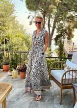 Load image into Gallery viewer, Bora Bora Cotton Maxi Dress