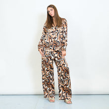 Load image into Gallery viewer, Retro Brown Swirl Print Button-down Blouse