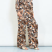 Load image into Gallery viewer, Retro Swirl Print Wide-leg Trousers