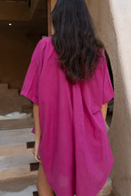 Load image into Gallery viewer, Summer Blouse with embroidered pockets