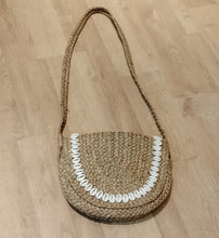 Load image into Gallery viewer, Shell Shoulder Bag