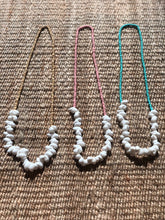 Load image into Gallery viewer, Chunky Shell Necklace in Natural