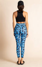 Load image into Gallery viewer, Izumi Leggings in Blue Leopard