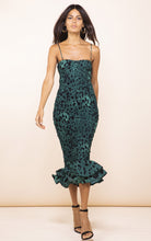 Load image into Gallery viewer, Luiza Sheering Dress in Green Leopard